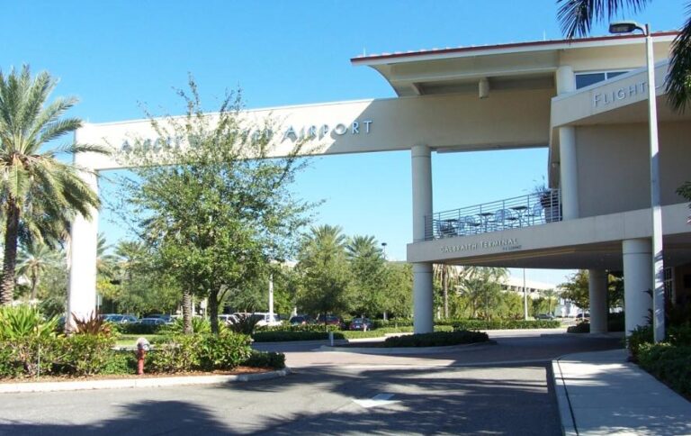 Albert Whitted Municipal Airport Terminal — St. Petersburg